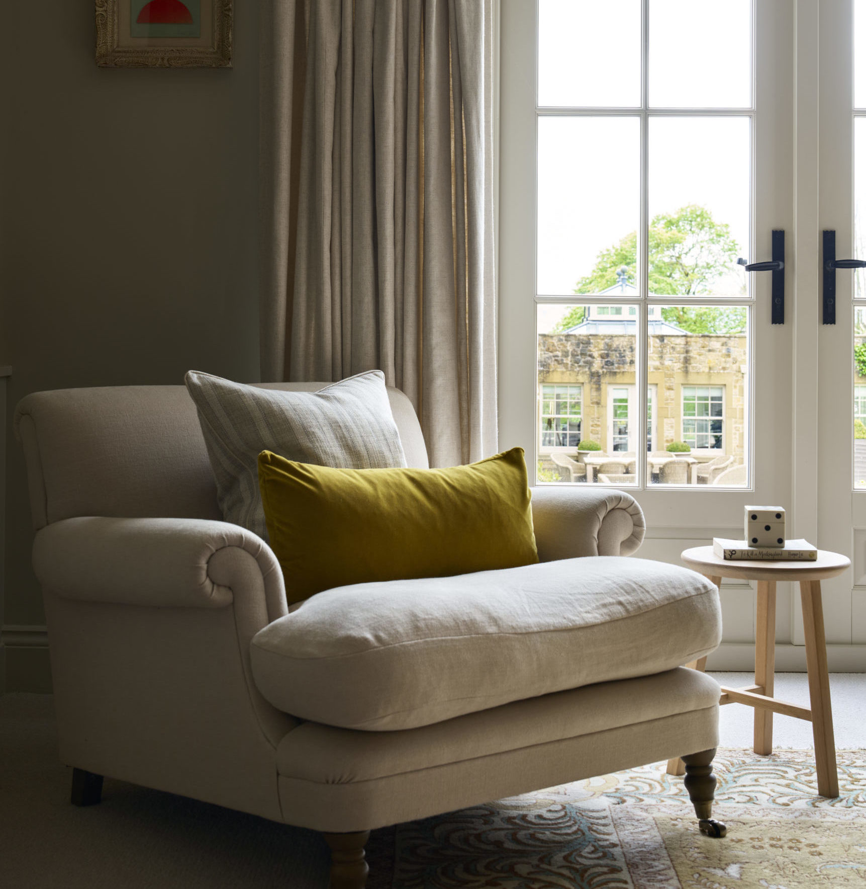 CROPPED NOT DUPLICATE